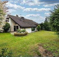Einfamilienhaus in ruhiger Lage in Worblingen mit traumhaftem Garten. - Rielasingen-Worblingen / Worblingen