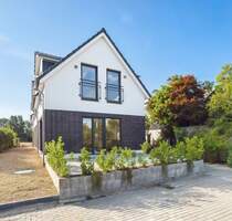 Neubau-Doppelhaushälfte mit exzellentem Energiestandard und sonniger Terrasse - Schenefeld