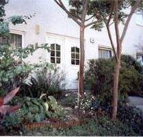 Wohnung mit Garten: Natur Pur_ Idyllische Eigentumswohnung Im 4 Familien Haus in Berlin-Schmöckwitz mit eigenem Garten und separater Tiefgarage