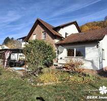 BERK Immobilien - Charmantes Einfamilienhaus direkt am Weinberg in sonniger Lage von Großheubach