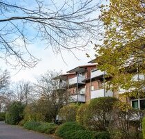 Pendlerfreundlich und sonnig: 3 Zimmer Wohnung mit eigenem Stellplatz und Südbalkon - Bad Segeberg