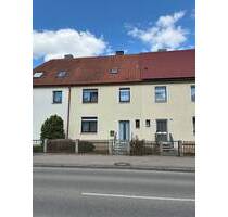 Verwirklichen Sie Ihren Wohntraum! Attraktives Reihenmittelhaus mit großzügigem Garten in Nördlingen zu verkaufen.