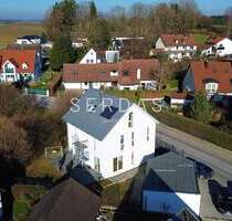 Exklusives Einfamilienhaus mit Luxusausstattung & separater 2-Zimmer-Dachgeschosswohnung - Röhrmoos