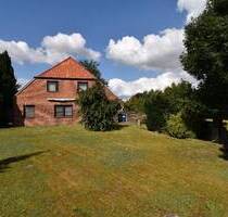 Zweifamilienhaus im Ortskern von Oetzen!
