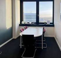 Privater Büroraum ganz auf Ihre individuellen Unternehmensbedürfnisse angepasst in Regus Mundsburg Tower - Hamburg Barmbek-Süd