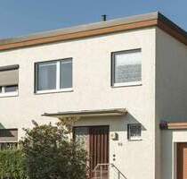 Endhaus + Westgarten + Garage + solide Substanz = Kostenbewusst durchstarten! - Berlin Zehlendorf