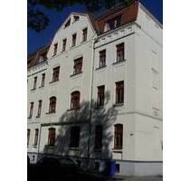 Schöne Wohnung mit Echtholzparkett und Stellplatz - Zwickau Pölbitz