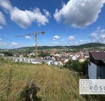 Baugrundstück in TOP Aussichtslage von Lö-Brombach mit Bauvorbescheid +++ Rösch Immobilien - Lörrach