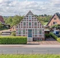 Liebevoll restauriertes Kapitänshaus mit drei Ferienappartments! Direkt am Deich. - Grünendeich