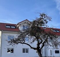 Traumhafte Dachgeschosswohnung mit Blick über die Dächer von Baierbrunn
