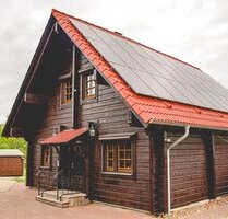 Modernes Holz-Blockbohlenhaus mit großem Grundstück (ehem. Gärtnerei) - Sponholz Warlin