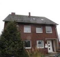 *Teilrenoviertes Dreifamilienhaus mit Garage, überdachter Terrasse und Balkon in Greven-Reckenfeld*