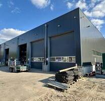 Repräsentative Neubau-Lagerhalle mit Büro in Top-Sichtlage bei Lüneburg (Artlenburger Landstraße)