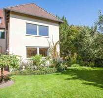 Familienfest - Doppelhaushälfte in Erlangen-Ost