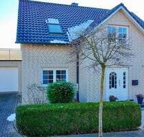 Stilvolles Wohnen mit Panoramablick und Platz für zwei Familien in bester Lage von Bad Gandersheim