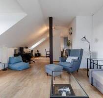 Helle Drei-Zimmer-Wohnung mit Aufzug und Stellplatz direkt am Schweizer Platz - Frankfurt am Main Sachsenhausen