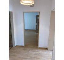 RENOVIERTE 4-Zimmer-Wohnung UNMITTELBAR AN DER FRANZÖSISCHEN GRENZE [HMR-O46E04] - Saarbrücken