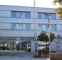 *****Moderne Gewerbefläche, 295 m², gut sichtbar - Traunstein