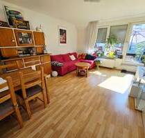 Schöne 2 Zimmer Wohnung mit EBK und Balkon in NürnbergNibelungen