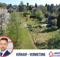 Riesiges Baugrundstück plus vermietetes 3-Familienhaus an der Balkantrasse in Leverkusen-Opladen!