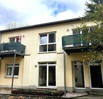 Schöne 2-Raum-Wohnung mit Balkon, EBK und Tageslichtbad in Plauen! Vermietet