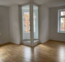 HOCHWERTIGES WOHNEN!!! MIT PARKETT, NEUER EBK, FUßBODENHEIZUNG, LIFT SOWIE MODERNEM BAD!!! - Chemnitz Sonnenberg