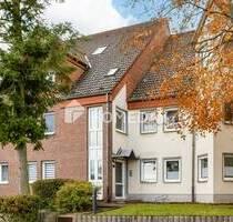 Ruhige Wohnlage in Beerfelde: Gepflegte 3-Zimmer-Wohnung mit Stellplatz und Loggia im sanierten MFH - Steinhöfel Beerfelde