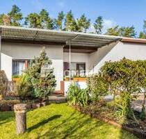 Geräumiger Bungalow mit Garage, Gartenidylle, Gartenhäuschen und lebenslangem Wohnrecht - Ludwigsfelde