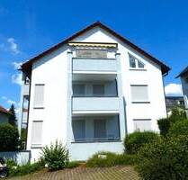 Charmante 3-Zimmer-Wohnung mit Terrasse in zentralem, begehrtem, gewachsenem Wohngebiet in Winnenden