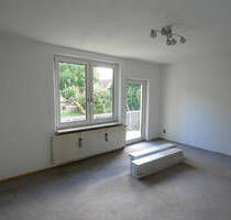 Ruhige Lage in Weidhausen: 3-Zimmer-Wohnung mit Balkon und Garage - Weidhausen b.Coburg