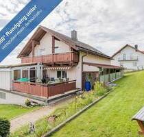 Büchlberg: Haus mit 2 Wohnungen