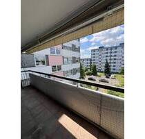 3 Zimmerwohnung - Sackgasse - Loggia- Aufzug - Stellplatz - Köln / Pesch