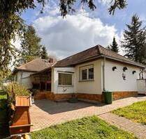 NEUER PREIS!!!! Investition für die Zukunft - Einfamilienhaus mit Wohnrecht im Bungalowstil in Auerstedt - Bad Sulza