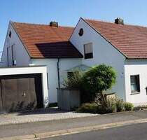 Attraktive Doppelhaushälfte in Kürnach zu verkaufen