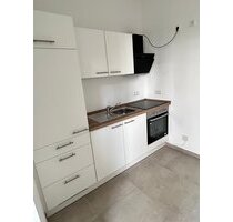 HOCHWERTIGE WOHNUNG MIT EINBAUKÜCHE UND TERRASSE IM SANIERTEN ALTBAU!!! - Chemnitz Sonnenberg