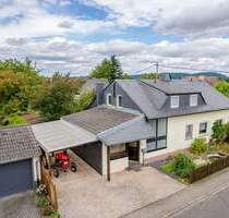 Ein- bis Zweifamilienhaus auf schönem Eckgrundstück - Bell