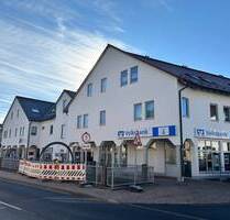 +++ GERÄUMIGE SOWIE HELLE WOHNUNG MIT EINBAUKÜCHE AM RANDE VON CHEMNITZ+++ - Neukirchen/Erzgebirge Adorf