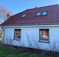 **Modernisiertes Traumhaus mit Ausbaupotenzial und großem Grundstück - Ideal für Naturliebhaber!** - Neu Bartelshagen