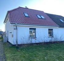 Modernisiertes Doppelhaus mit Ausbaupotenzial und großem Grundstück - Ideal für Naturliebhaber! - Neu Bartelshagen