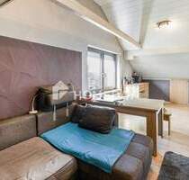 Charmante Dachgeschosswohnung voll möbliert mit großem Dachboden Stellplatz in Westenhausen - Manching (DG)