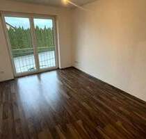 ORSCHOLZ: MODERNE WOHNUNG 86 M² 2 SZ SOFORT FREI!