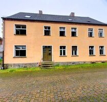 modernisierungsbedürftiges Zweifamilienhaus mit guter Verkehrsanbindung zwischen Potsdam und Leipzig - Lutherstadt Wittenberg Straach