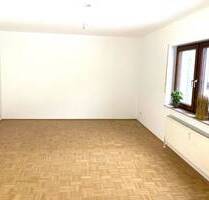 SOFORT BEZUGSFREIE SINGLE-WOHNUNG MIT STELLPLATZ ... - Roßlau