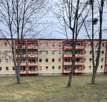 Grundbuch statt Sparbuch - 4-Zimmer-Eigentumswohnung mit Balkon und Stellplatz im 3. Obergeschoss - Eisenberg