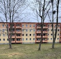 Grundbuch statt Sparbuch - 4-Zimmer-Eigentumswohnung mit Balkon und Stellplatz im 3. Obergeschoss - Eisenberg