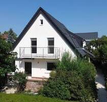 KL-Nähe Fliegerstraße-Modernisiertes, freisteh. Einfamilienhaus m. Garage u. Außenpool in Südlage - Kaiserslautern Innenstadt