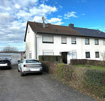 Doppelhaushälfte in ruhiger Lage mit Garage und Garten - Saarbrücken / Klarenthal