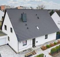 Freistehender Familientraum mit Gartenoase in Bestlage von Bruchköbel