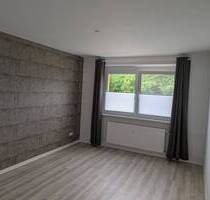 Attraktive 3-Zimmer-Wohnung mit Balkon, Stellplatz und moderner Ausstattung - Cölpin