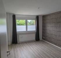 Helle 3-Raum-Wohnung mit traumhaftem Ausblick und Balkon - Cölpin